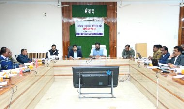 कलेक्टर श्री व्यास के निर्देश पर अवैध धान परिवहन और भंडारण पर प्रशासन की कार्रवाई जारी