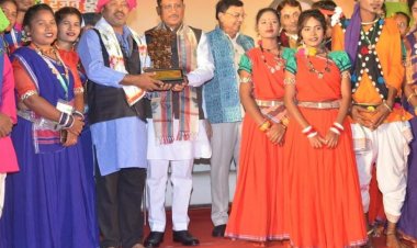 पहाड़-नदियों को पार कर हर मतदाता तक पहुँच रहा लोकतंत्र का संदेश