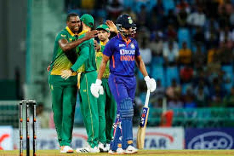 Ind vs SA ODI : 3 दिसंबर को रायपुर में भिड़ेगी भारत और दक्षिण अफ्रीका, 500 में मिलेंगे टिकट….