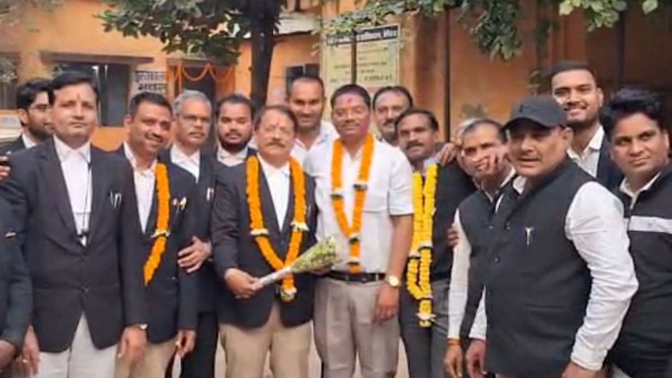 छठवीं बार प्रणीश बने बेमेतरा बार एसोसिएशन के अध्यक्ष, विवेक उपाध्यक्ष