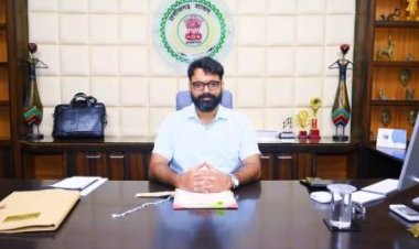 कलेक्टर ने की अपील अधिक से अधिक अंशदान राशि देकर वीर सपूतों के प्रति अपना स्नेह और सम्मान करें व्यक्त