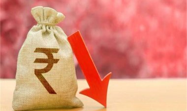 Rupee slips again: रुपया फिर टूटा, अब तक के सबसे निचले स्तर पर