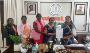 छत्तीसगढ़ में वर्ष 2026-27 के लिये बजट तैयार करने की प्रक्रिया हुई तेज, आगामी बजट के प्रस्ताव में मांग शामिल करने ICDS मंत्री राजवाड़े से आंगनबाड़ी कार्यकर्ता सहायिका संघ पंजी.409 की कार्यकारी प्रांताध्यक्ष श्रीमती कविता यादव के नेतृत्व में प्रतिनिधिमंडल ने की मुलाकात,हुई सार्थक चर्चा,मिला उम्मीदों भरा बजट पेश करने का आश्वासन