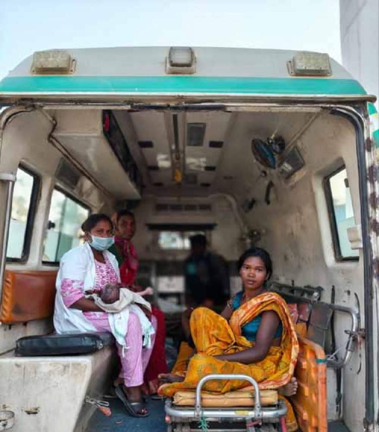 डायल 108 संजीवनी एक्सप्रेस बनी जशपुर जिले की जीवन रेखा, वर्ष 2025 में 10,114 मरीजों को मिली आपातकालीन सेवा