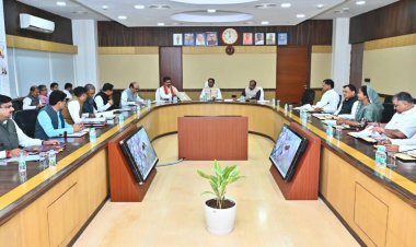 ब्रेकिंग : साय कैबिनेट की बैठक संपन्न, पढ़िए लिए गए सभी 9 बड़े फैसले