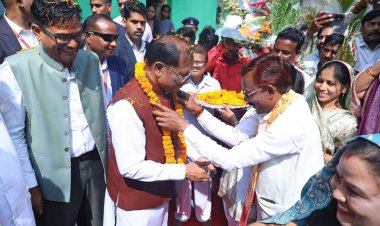 नगरीय निकायों में ऐतिहासिक जनादेश का एक वर्ष: सुशासन, पारदर्शिता और विकास पर जनता की मुहर — मुख्यमंत्री विष्णु देव साय