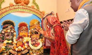 62वें जन्मदिवस पर मुख्यमंत्री साय ने श्री जगन्नाथ मंदिर में पूजा-अर्चना कर प्रदेशवासियों के सुख-समृद्धि की कामना की