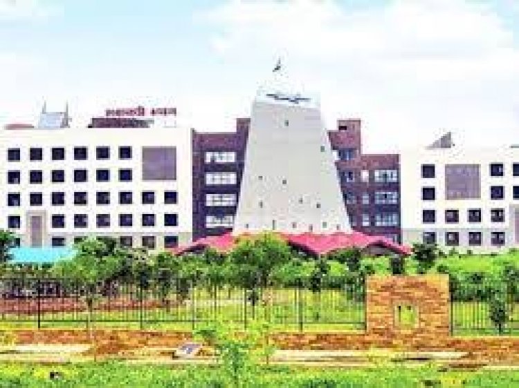 8 सहायक ग्रेड-3 कर्मचारियों की परिवीक्षा अवधि समाप्त