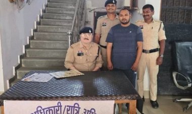 छत्तीसगढ़ के बिलासपुर में शादी से इनकार करने पर गर्लफ्रेंड ने बॉयफ्रेंड के घर पर ही फांसी लगाकर आत्महत्या कर ली