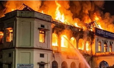 CG – तहसील कार्यालय में लगी भीषण आग, मौके पर पहुंची दमकल की कई गाड़ियां, मची अफरा-तफरी…..