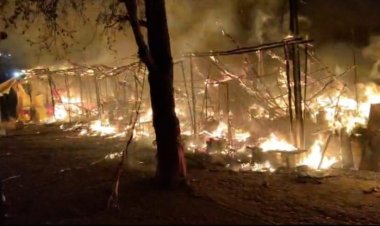 Breaking : नवरात्रि से पहले घटारानी मंदिर में मची तबाही, भीषण आग में 9 दुकानें खाक