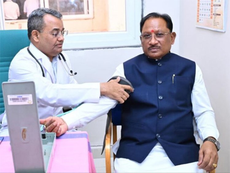 स्वास्थ्य के प्रति जागरूकता का संदेश : मुख्यमंत्री ने विस परिसर में तीन दिवसीय स्वास्थ्य शिविर का किया शुभारंभ
