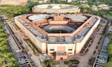 संसद विशेष सत्र में 3 बड़े बिल पेश, महिला आरक्षण से लेकर सीट बढ़ोतरी तक—आज तय होगी राजनीतिक दिशा…