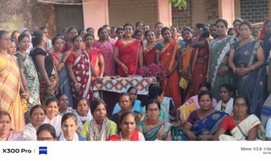 यात्रा भत्ता सहित अन्य योजनाओं में कमीशन की मांग करने वाले अधिकारियों की अब खैर नहीं,महिला एवं बाल विकास विभाग के उच्च अधिकारियों के दबाव में नहीं आने सभी हुवे एकजुट,अब करेंगे सभी गलत कार्यों का खुलकर विरोध,संघ की अति महत्वपूर्ण बैठक में लिया गया कई निर्णय