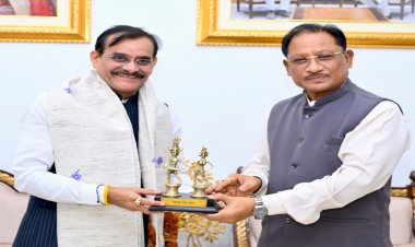 मुख्यमंत्री से सांसद विष्णु दत्त शर्मा ने की सौजन्य मुलाकात