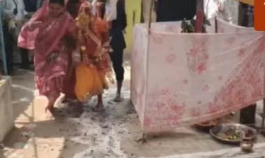 अंगारों पर चलकर हुआ दूल्हा-दुल्हन का गृह प्रवेश, रायगढ़ में अग्नि परीक्षा की अनोखी परंपरा