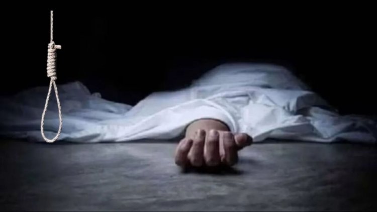 2 छात्रों ने की आत्महत्या : फांसी के फंदे से लटके मिले शव, परिजनों का रो-रोकर बुरा हाल, जांच में जुटी पुलिस