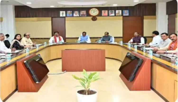 साय कैबिनेट की अहम बैठक आज: बस्तर रोडमैप, इंफ्रास्ट्रक्चर और निवेश पर होगा फोकस, नारी शक्ति वंदन कार्यक्रम में भी शामिल होंगे CM