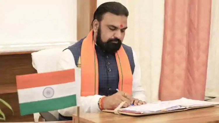 BREAKING NEWS : बिहार कैबिनेट के विभागों में बंटवारा, CM चौधरी के पास 29 विभाग, जानिए किसे मिली कौन सी जिम्मेदारी