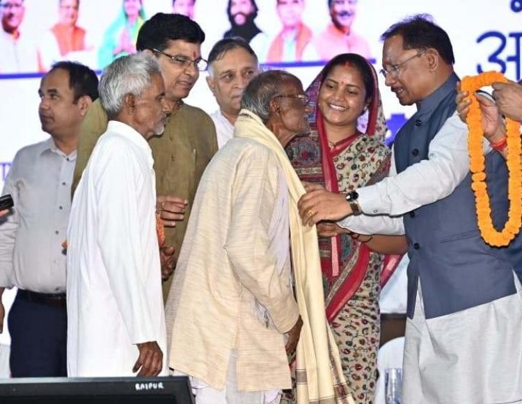 छत्तीसगढ़ में वरिष्ठ नागरिकों के लिए मजबूत सामाजिक सुरक्षा तंत्र