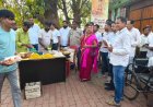 बीजेपी की ऐतिहासिक जीत पर मुख्यमंत्री निवास बगिया में भव्य जश्न, मुख्यमंत्री की धर्मपत्नी श्रीमती कौशल्या साय ने कार्यकर्ताओं को झालमुरी बांटकर खुशी जाहिर कर दी बधाई....