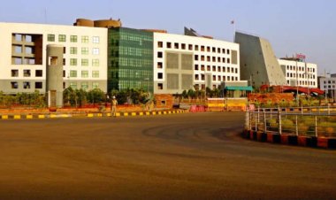 छत्तीसगढ़ में प्रशासनिक फेरबदल: पुष्पा साहू बनीं माध्यमिक शिक्षा मंडल की सचिव, रोक्तिमा यादव को मिली कोरिया कलेक्टर की जिम्मेदारी