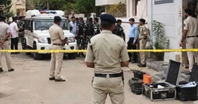 रायपुर में बम बनाने का सामान मिला!