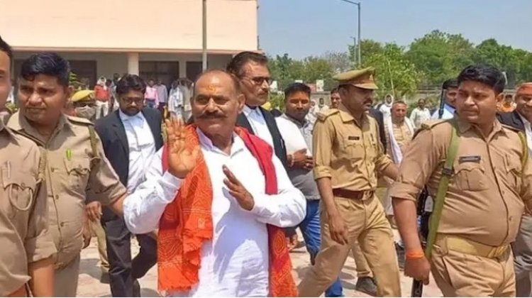 VIJAY MISHRA NEWS: पूर्व विधायक को उम्रकैद, कोर्ट ने ठोका 1 लाख का जुर्माना!