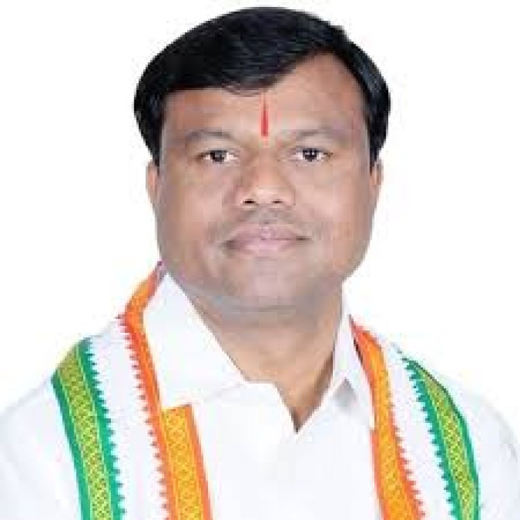 आपातकाल के मुद्दे पर दीपक बैज का बड़ा हमला, बोले- देश में 12 वर्षों से अघोषित आपातकाल जैसी स्थिति