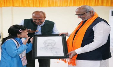 दिव्यांग बच्चों की शिक्षा में एआई और तकनीक की भूमिका अहम: उपराष्ट्रपति