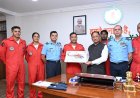 मुख्यमंत्री  विष्णु देव साय से भारतीय वायु सेना की सारंग हेलीकॉप्टर डिस्प्ले टीम ने की सौजन्य मुलाकात
