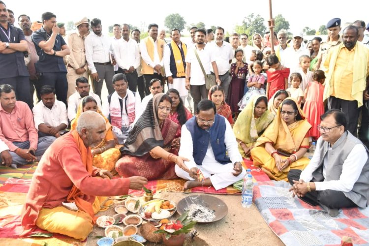महाअष्टमी पर चलगली क्षेत्र को मंत्री  रामविचार नेताम का बड़ी सौगात मोरन नदी पर 5.91 करोड़ की लागत से बनेगा उच्चस्तरीय पुल
